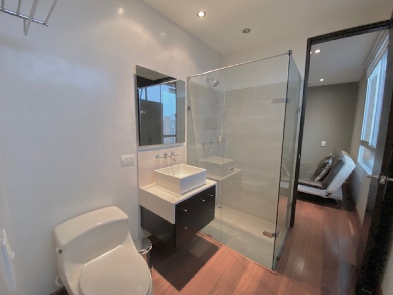 Apartamento en venta en El Poblado, Medellín · foto 22 de 24
