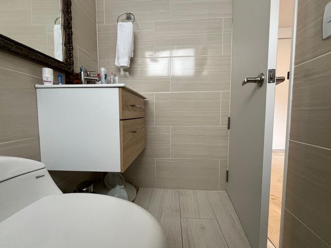 Apartamento de 2 alcobas en venta en El Poblado, Medellín, 135 m² · foto 14 de 17