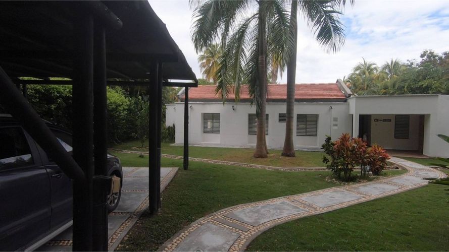 Casa de 4 alcobas en venta en Bosques De Peñalisa, Ricaurte, 381 m² · foto 3 de 14