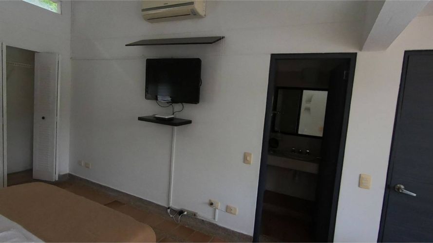 Casa de 4 alcobas en venta en Bosques De Peñalisa, Ricaurte, 381 m² · foto 12 de 14