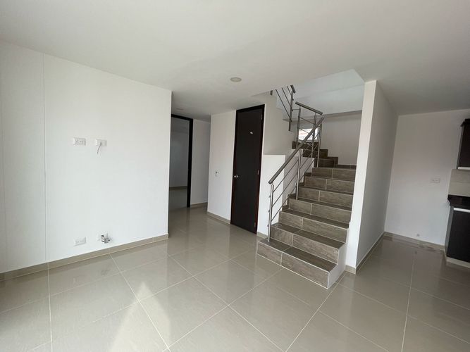 Apartamento de 4 alcobas en arriendo en Laureles, Medellín, 130 m² · foto 3 de 18