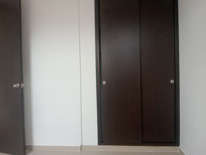 Apartamento de 4 alcobas en arriendo en Laureles, Medellín, 130 m² · foto 9 de 18