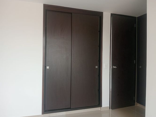 Apartamento de 4 alcobas en arriendo en Laureles, Medellín, 130 m² · foto 14 de 18