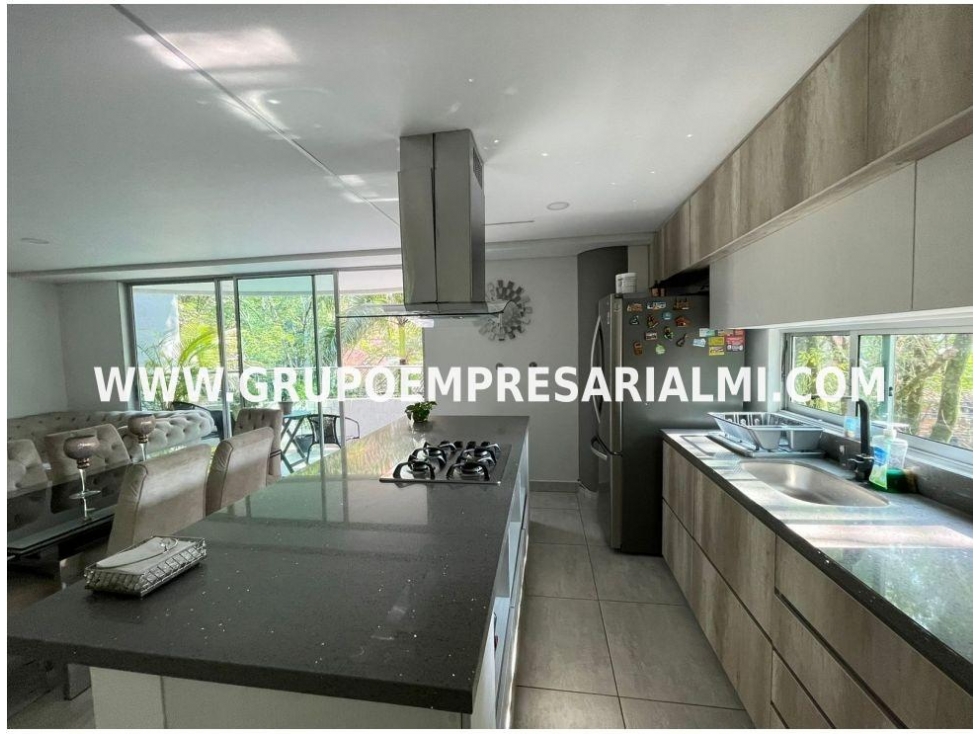 Apartamento en venta en Belén, Medellín 2
