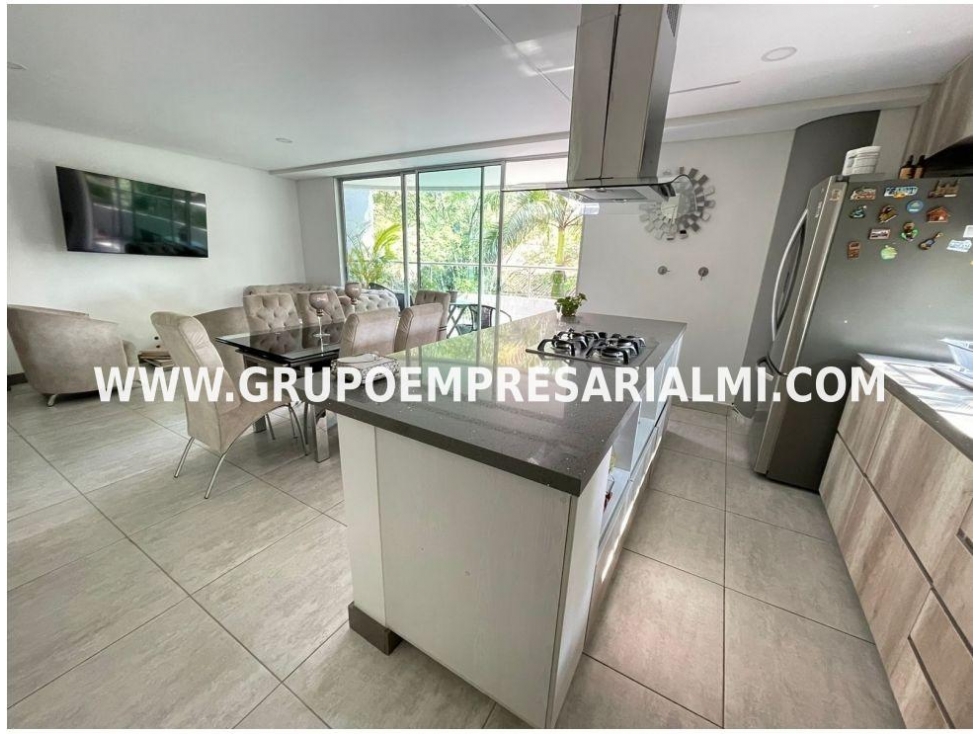 Apartamento en venta en Belén, Medellín 3