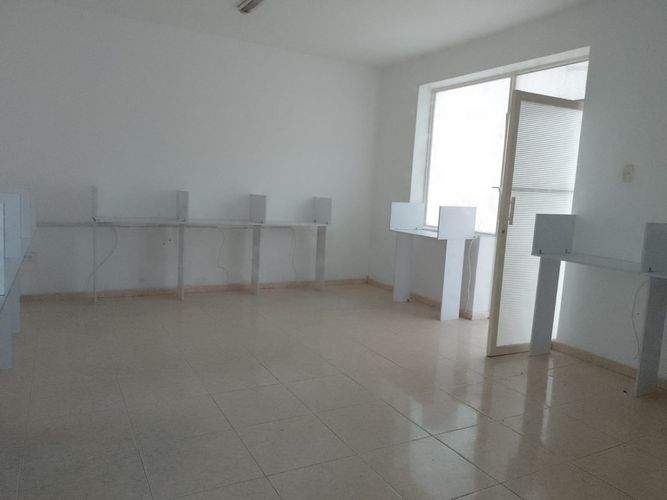Oficina en arriendo en El Prado, Barranquilla, 32 m² · foto 2 de 7