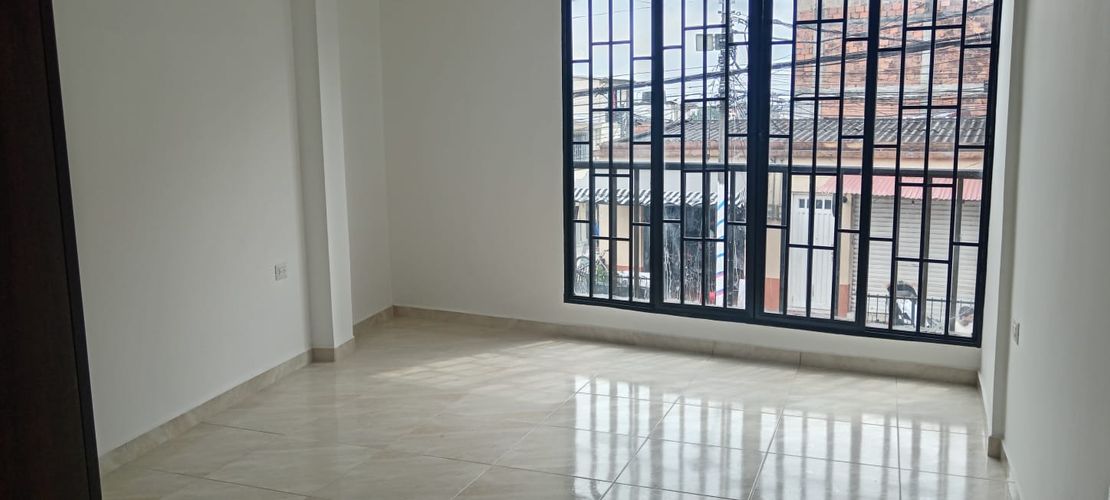Edificio en venta en Guadalupe, Pereira, 389 m² · foto 3 de 12