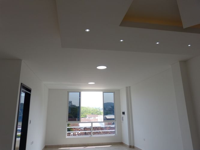 Edificio en venta en Pampa Linda, Cali, 650 m² · foto 21 de 24