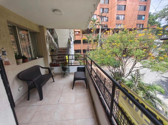 Casa de 5 alcobas en venta en Florida Nueva, Medellín, 205 m² · foto 4 de 20