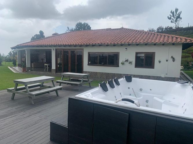 Casa de 4 alcobas en venta en Guarne, 500 m² · foto 16 de 19