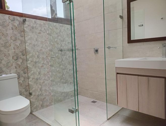 Casa de 4 alcobas en arriendo en Guarne, 500 m² · foto 13 de 19