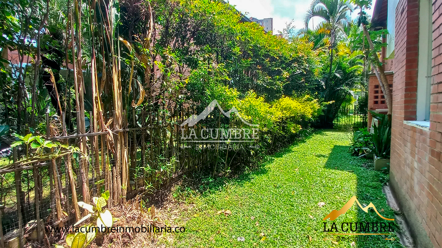 Casa de 4 alcobas en arriendo en Bosques De San Jorge, Envigado, 350 m² · foto 10 de 21