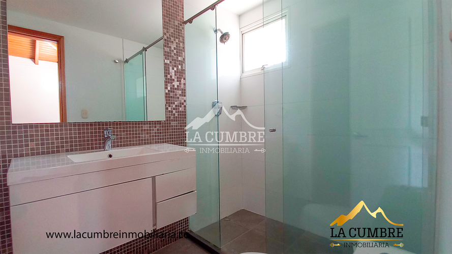 Casa de 4 alcobas en arriendo en Bosques De San Jorge, Envigado, 350 m² · foto 21 de 21