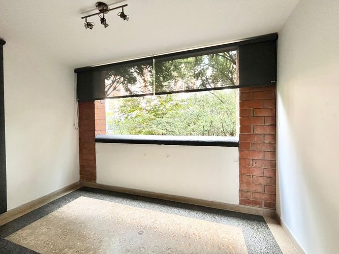 Apartamento de 2 alcobas en arriendo en El Poblado, Medellín, 86 m² · foto 13 de 16