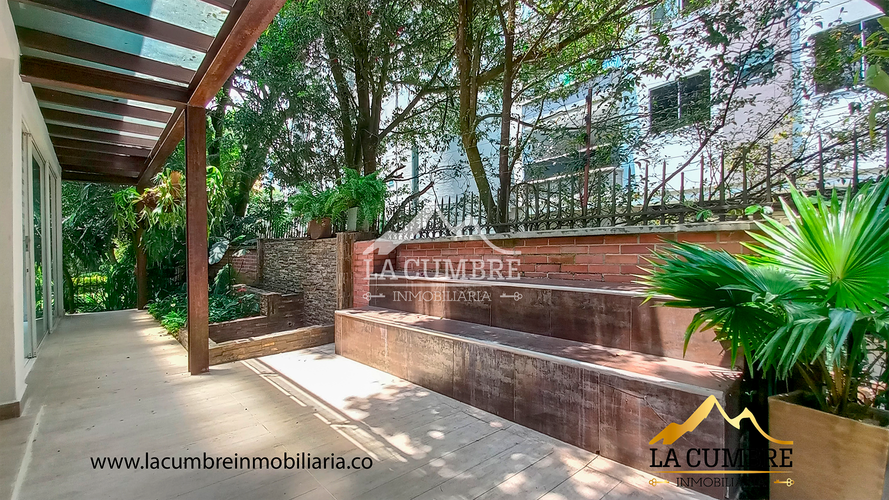 Casa de 5 alcobas en venta en Bosques De San Jorge, Envigado, 350 m² · foto 9 de 21