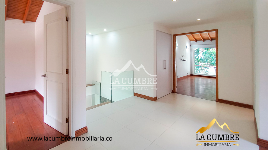 Casa de 5 alcobas en venta en Bosques De San Jorge, Envigado, 350 m² · foto 11 de 21