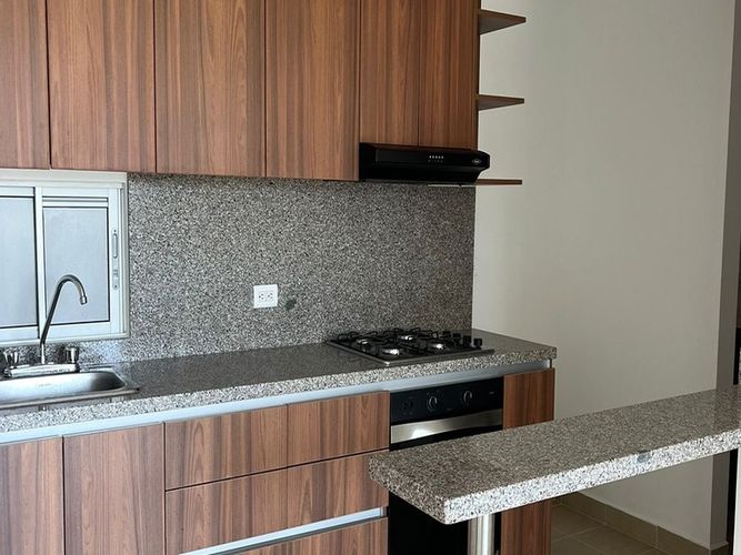 Apartamento de 3 alcobas en venta en El Porvenir, Rionegro, 64 m² · foto 4 de 14