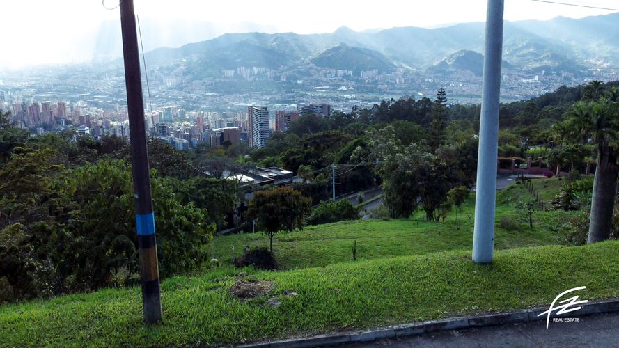 Lote en venta en Las Palmas, Envigado · foto 2 de 5