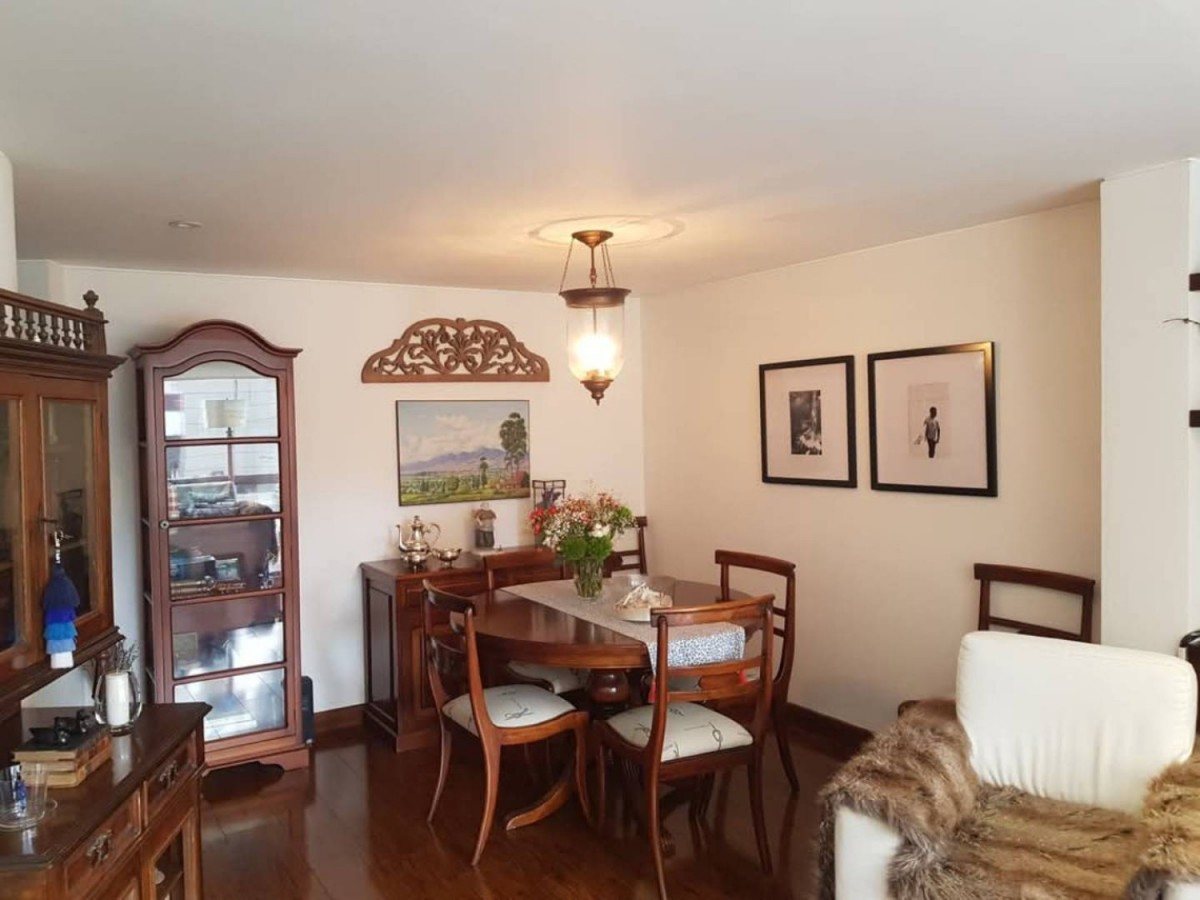 Apartamento en venta en Chico Norte, Bogotá · foto 2 de 24
