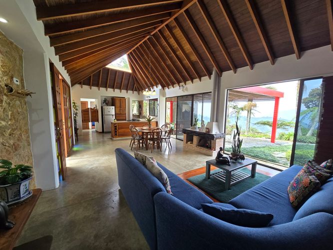 Casa de 3 alcobas en venta en Vallano, Sabaneta, 186 m² · foto 4 de 24
