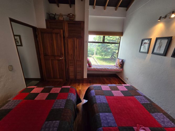 Casa de 3 alcobas en venta en Vallano, Sabaneta, 186 m² · foto 12 de 24