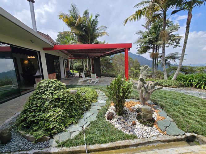 Casa de 3 alcobas en venta en Vallano, Sabaneta, 186 m² · foto 17 de 24