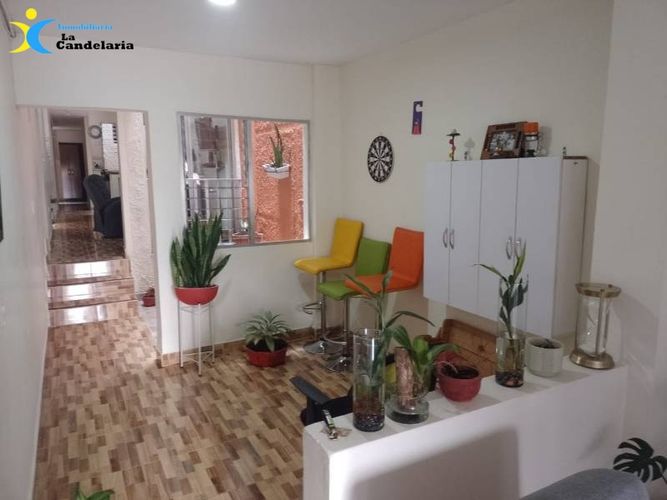 Casa de 4 alcobas en venta en La Pinuela, Medellín, 104 m² · foto 3 de 14