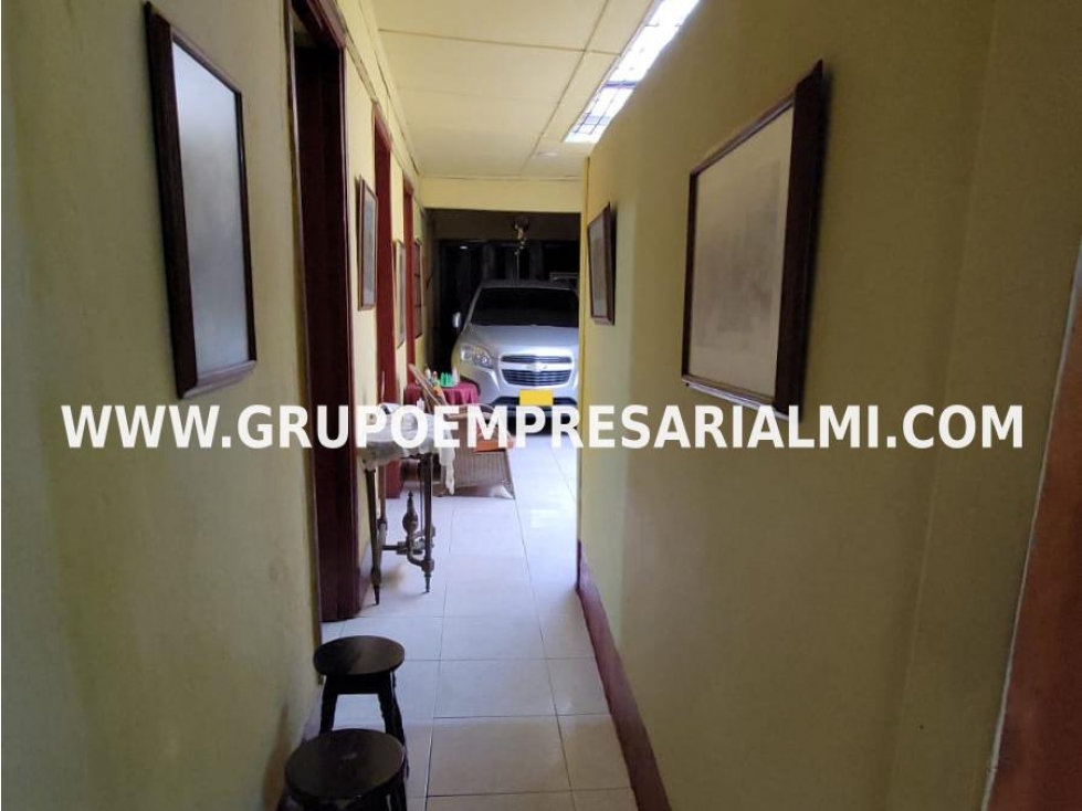 Apartaestudio en venta en La america, Medellín 4