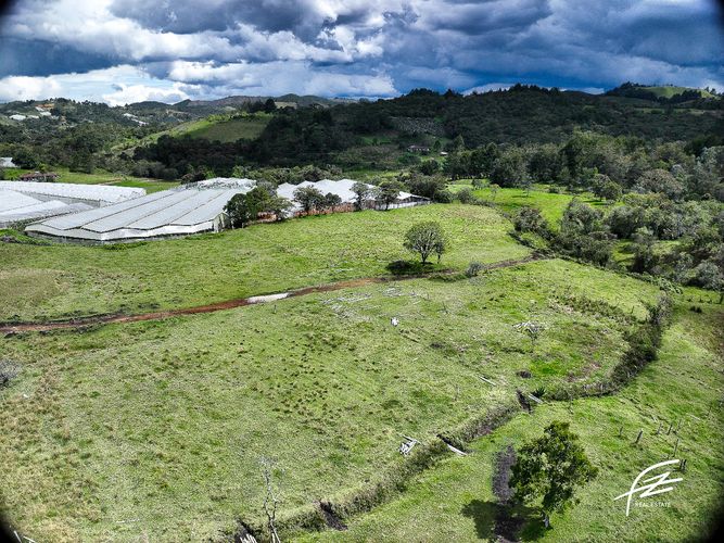 Lote en venta en Guarne, 7 m² · foto 4 de 11