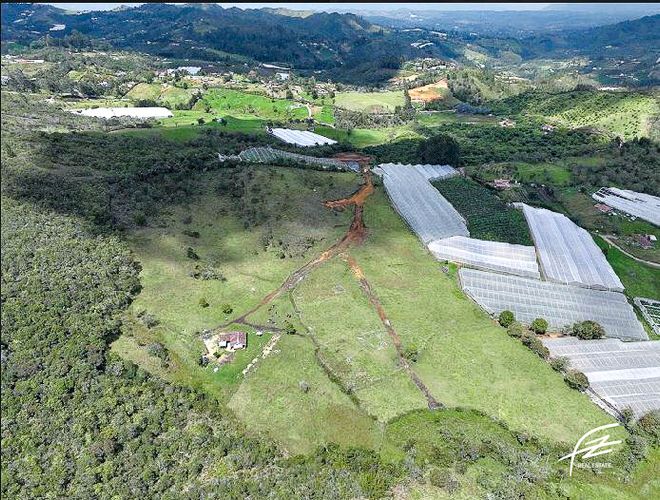 Lote en venta en Guarne, 7 m² · foto 10 de 11