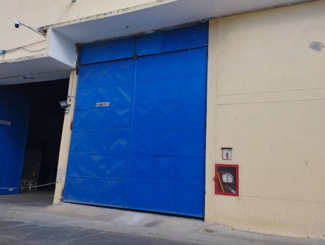 Bodega en arriendo en La Floresta, Barranquilla, 750 m² · foto 2 de 5
