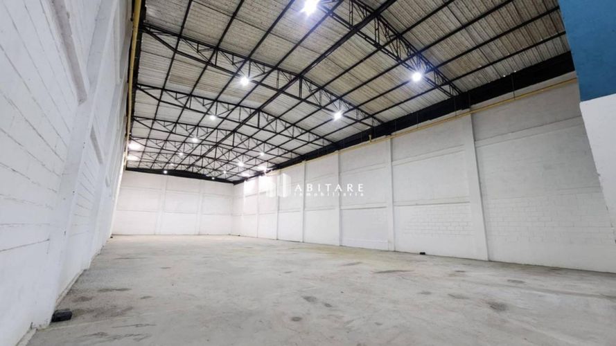 Bodega en venta en Mamonal, Cartagena, 750 m² · foto 2 de 14