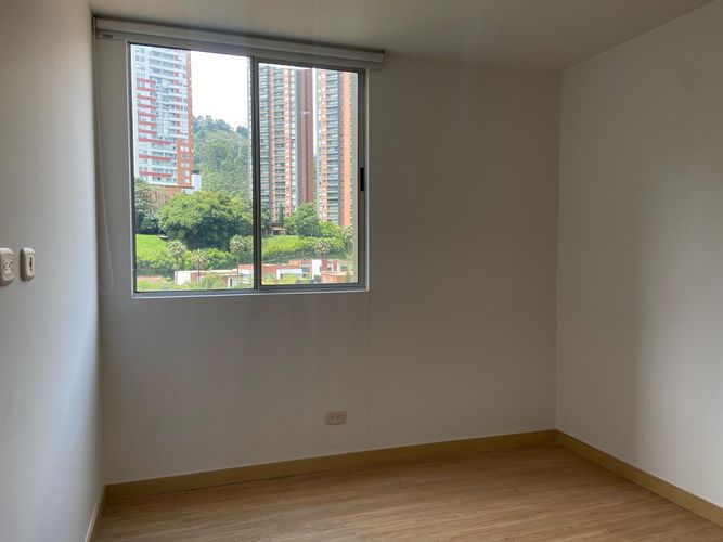 Apartamento de 3 alcobas en arriendo en San Jose, Sabaneta, 92 m² · foto 8 de 20