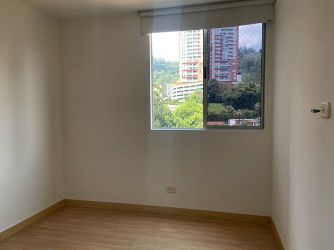 Apartamento de 3 alcobas en arriendo en San Jose, Sabaneta, 92 m² · foto 12 de 20