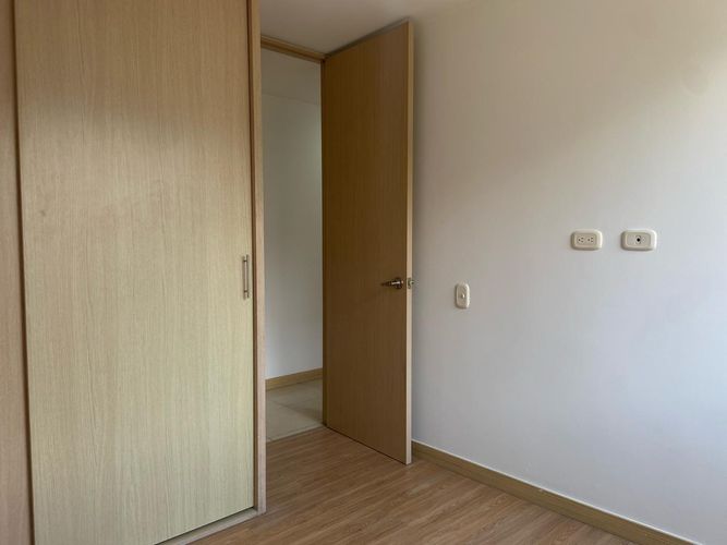 Apartamento de 3 alcobas en arriendo en San Jose, Sabaneta, 92 m² · foto 16 de 20