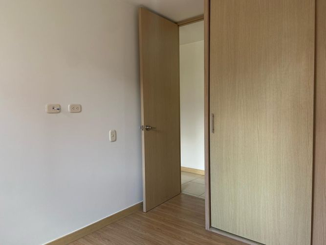 Apartamento de 3 alcobas en arriendo en San Jose, Sabaneta, 92 m² · foto 18 de 20