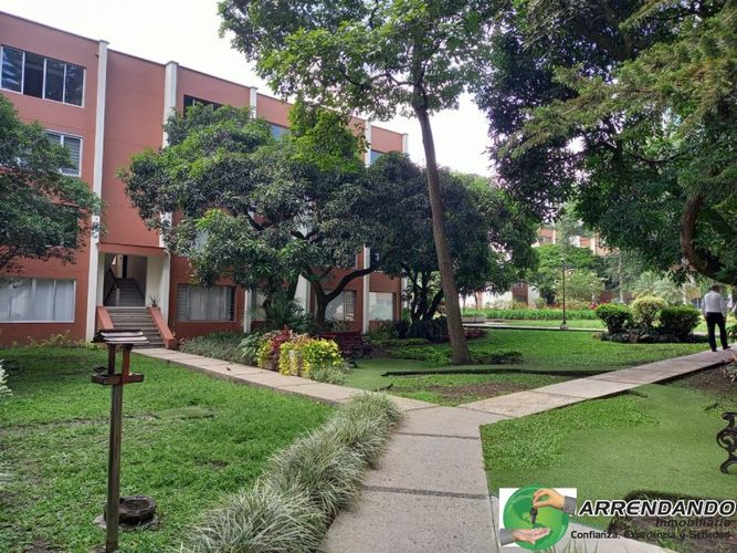 Apartamento de 4 alcobas en venta en Patio Bonito, Medellín, 140 m² · foto 9 de 24