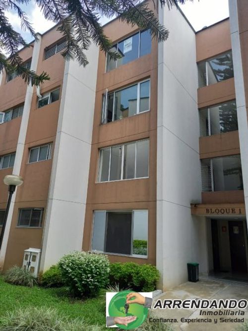 Apartamento de 4 alcobas en venta en Patio Bonito, Medellín, 140 m² · foto 10 de 24