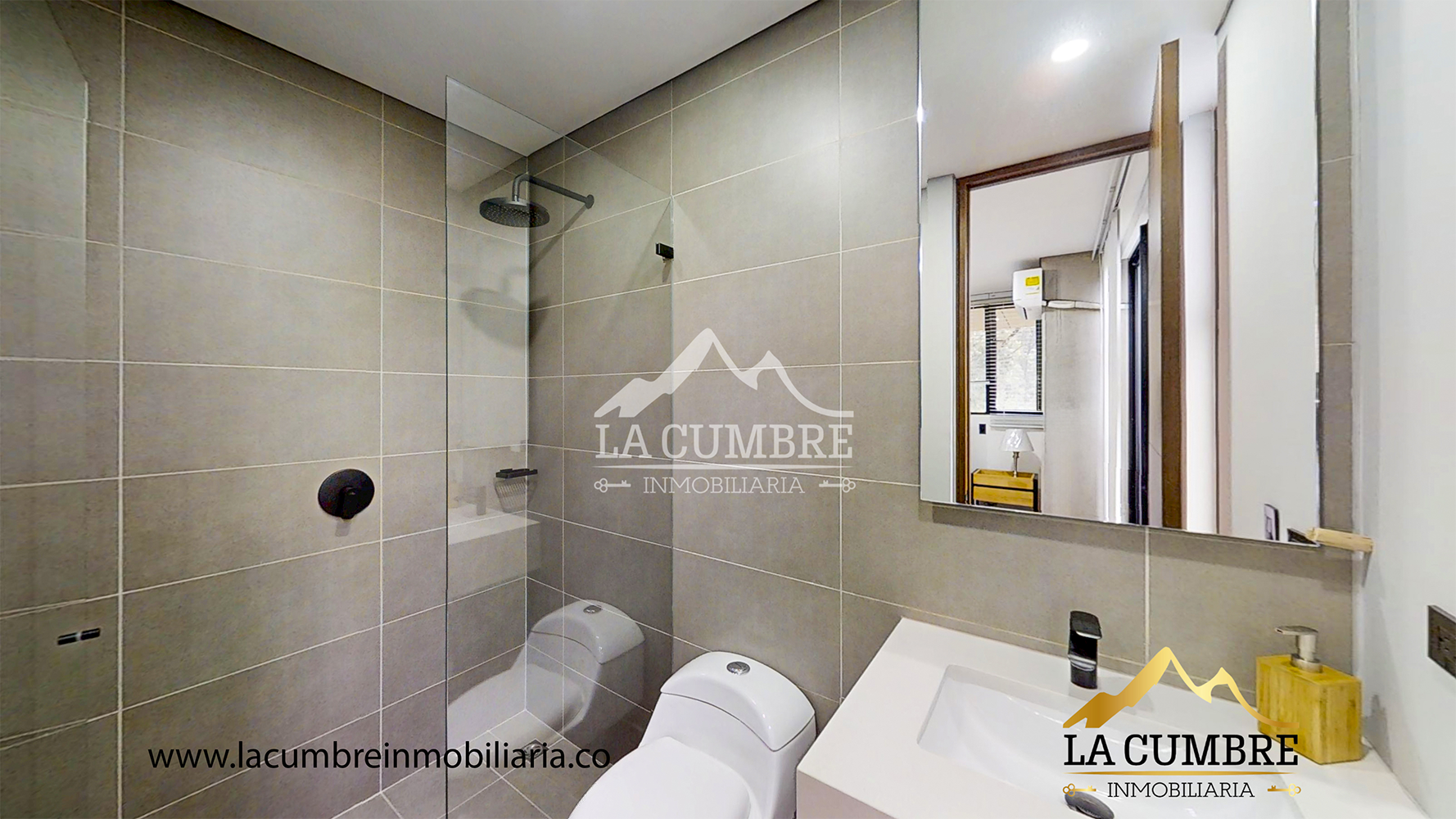 Apartamento en venta en Altos Del Poblado, Medellín · foto 12 de 14