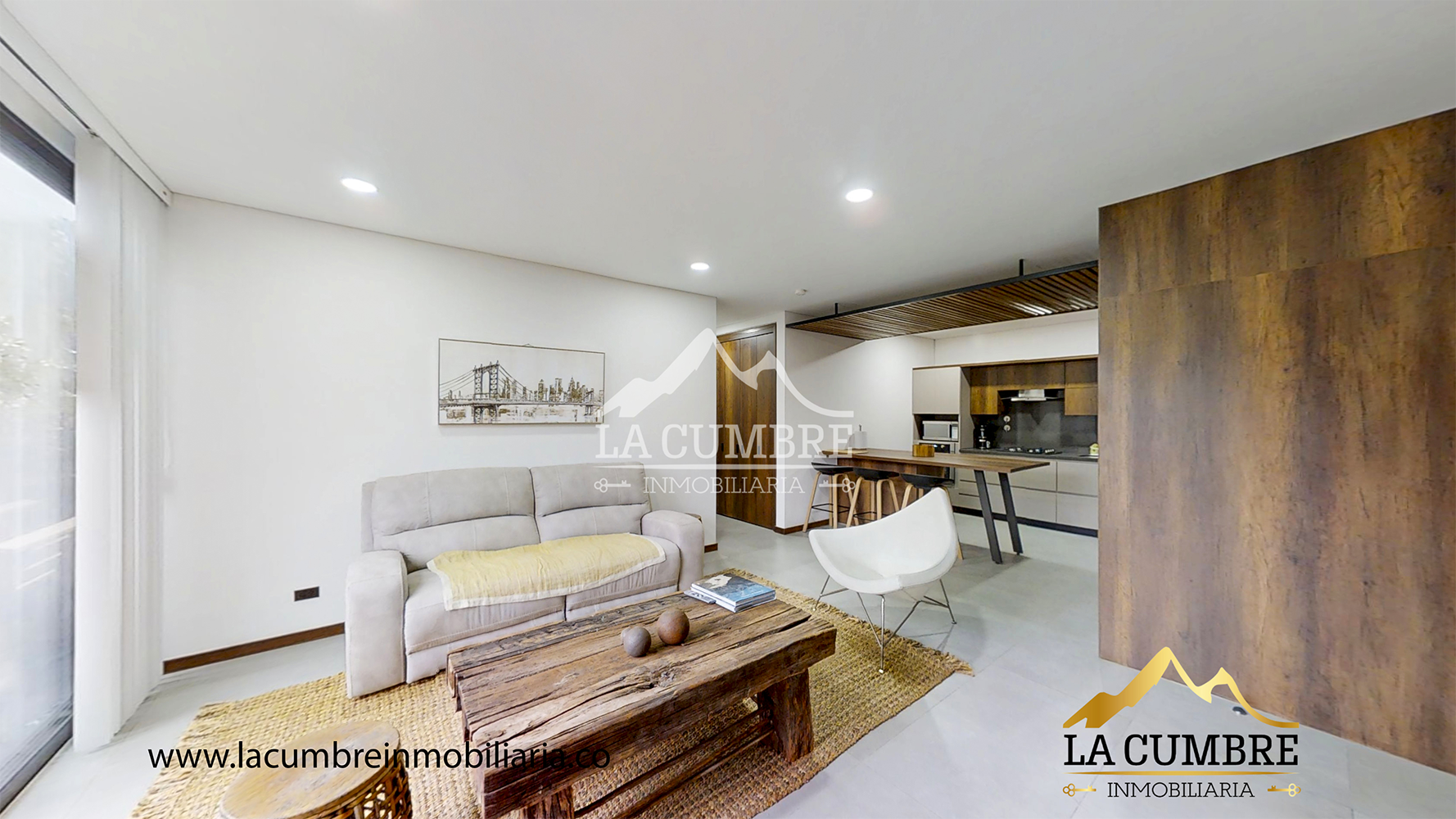 Apartamento en arriendo en Altos Del Poblado, Medellín · foto 3 de 14