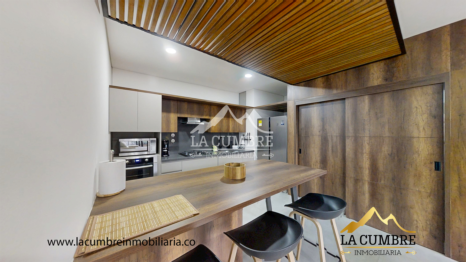 Apartamento en arriendo en Altos Del Poblado, Medellín · foto 6 de 14