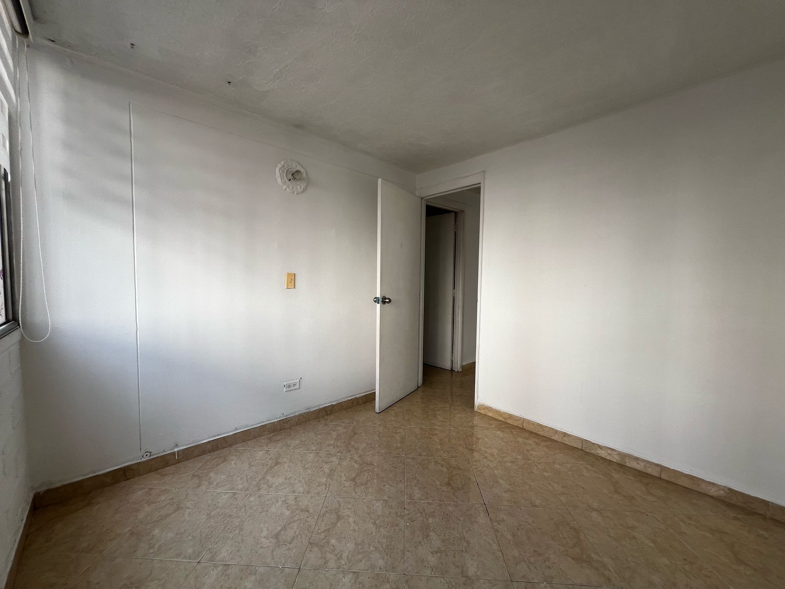 Apartamento en arriendo en Uribe Angel, Envigado · foto 9 de 14
