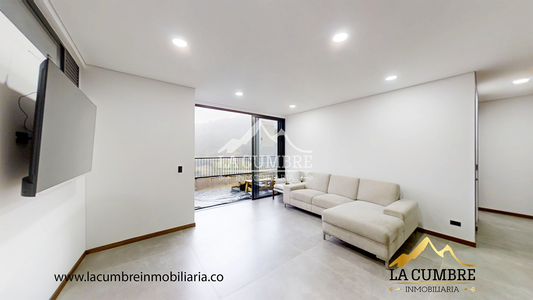 Apartamento en arriendo en Altos Del Poblado, Medellín · foto 4 de 13