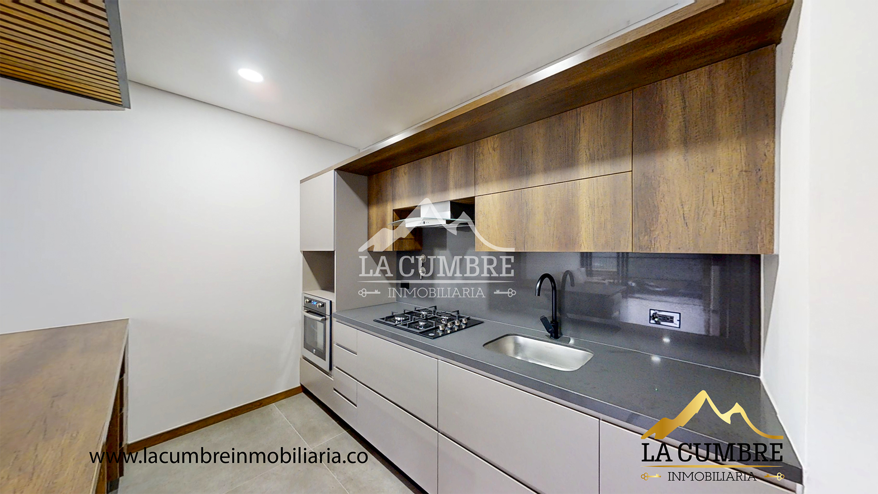 Apartamento en arriendo en Altos Del Poblado, Medellín · foto 7 de 13