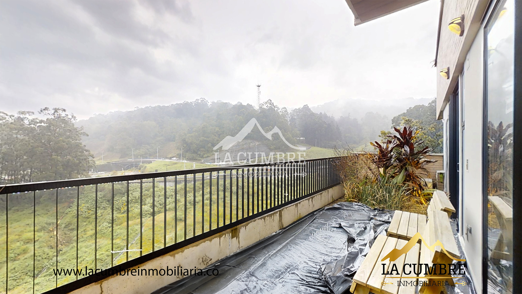 Apartamento en arriendo en Altos Del Poblado, Medellín · foto 8 de 13
