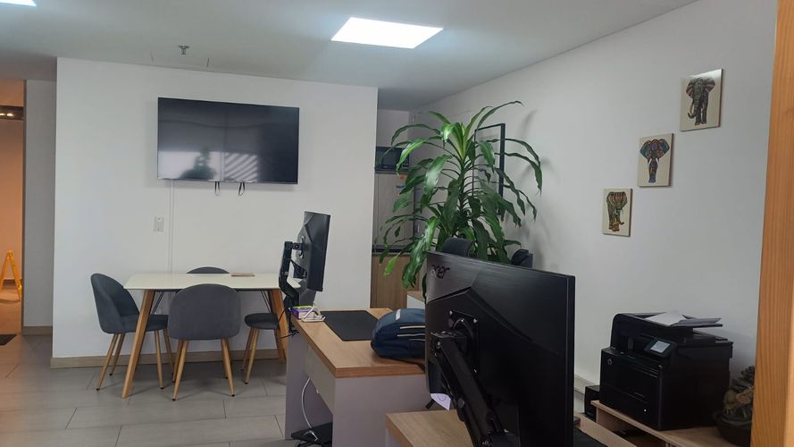 Oficina en venta en Los Alpes, Pereira, 45 m² · foto 3 de 4