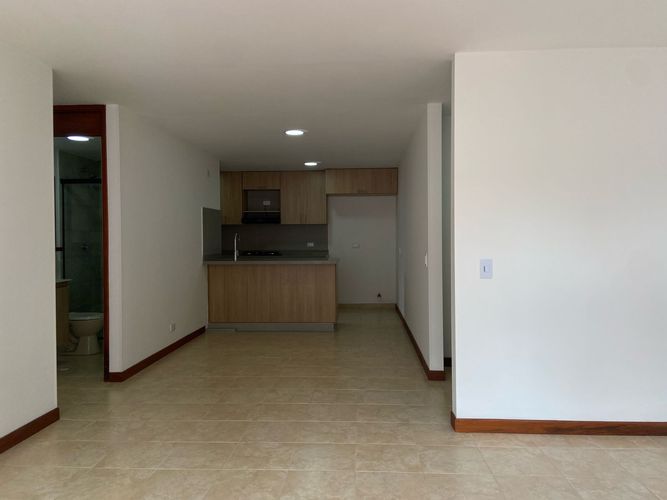 Apartamento de 3 alcobas en venta en Aldea Verde, Sabaneta, 92 m² · foto 2 de 18