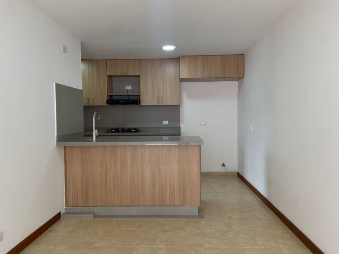 Apartamento de 3 alcobas en venta en Aldea Verde, Sabaneta, 92 m² · foto 3 de 18