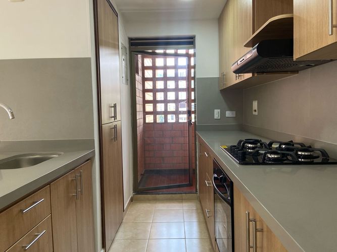 Apartamento de 3 alcobas en venta en Aldea Verde, Sabaneta, 92 m² · foto 4 de 18
