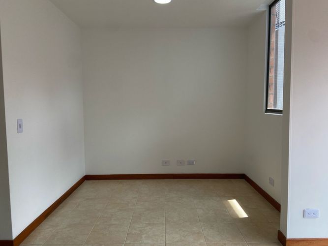 Apartamento de 3 alcobas en venta en Aldea Verde, Sabaneta, 92 m² · foto 14 de 18